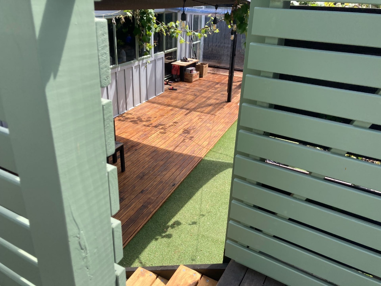 It’s worth painting with us. 